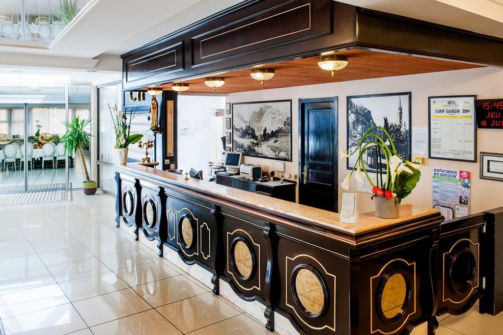 Hôtel Christ Roi Lourdes Buitenkant foto